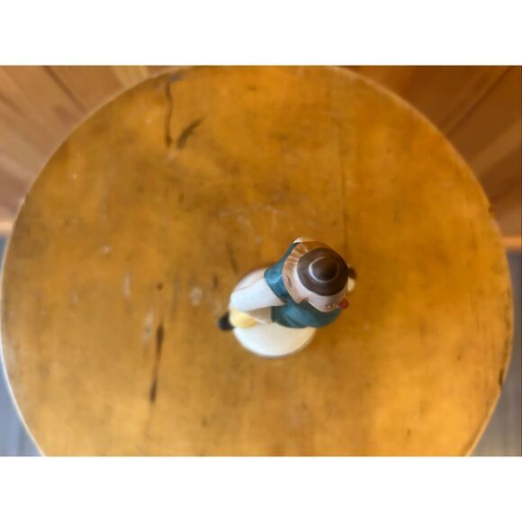 Vtg Capodimonte Clown Figurine Painted Umbrella Pedestal Tie Unmarked (5553) - Picture 4 of 5